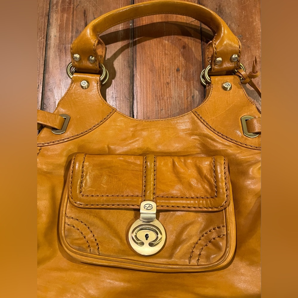 Francesco Biasia Leather Shoulder Bag - Picture 11 of 15